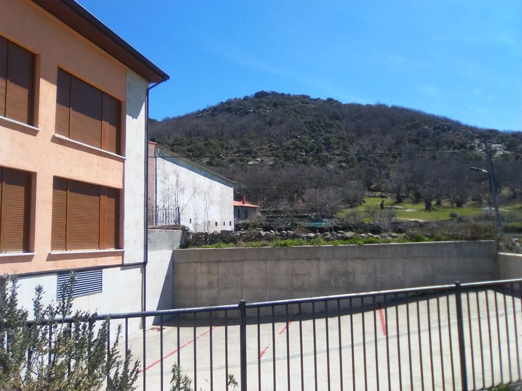 Apartamentos La Covatilla Neila de San Miguel Bagian luar foto