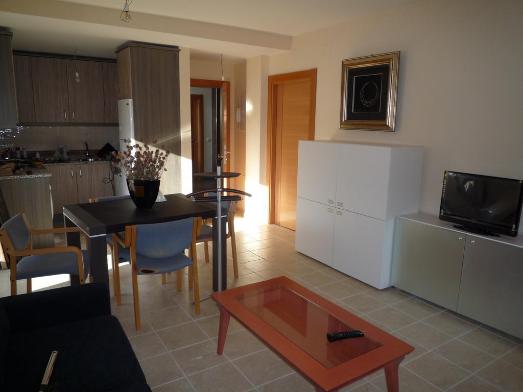 Apartamentos La Covatilla Neila de San Miguel Bagian luar foto